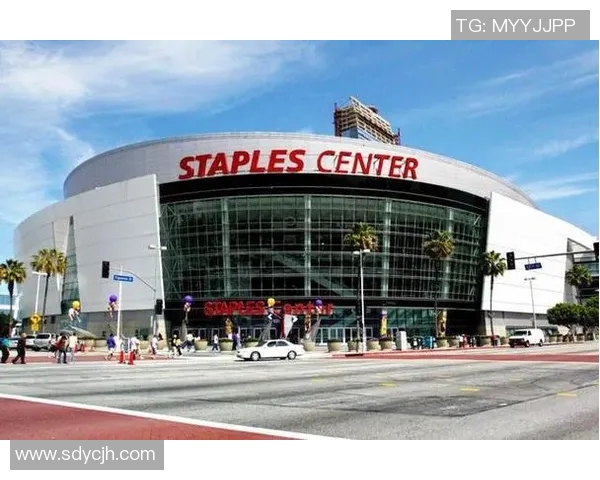 快船新球馆揭晓2025年正式迁出斯台普斯中心迎新篇章 快船新球馆揭晓2025年正式迁出斯台普斯中心迎新篇章